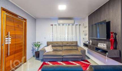Casa com 4 quartos à venda na Travessa Rio Grande do Sul, 87, Parque Espírito Santo, Cachoeirinha, 222 m2 por R$ 429.990