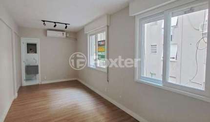 Kitnet / Stúdio à venda na Rua Riachuelo, 547, Centro Histórico, Porto Alegre, 28 m2 por R$ 179.000
