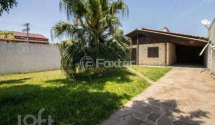 Casa com 3 quartos à venda na Rua Gildo de Freitas, 01661, Olaria, Canoas, 165 m2 por R$ 380.000