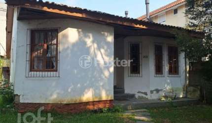 Casa com 3 quartos à venda na Rua Afonso Arinos, 201, Camaquã, Porto Alegre, 120 m2 por R$ 390.000