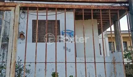 Casa com 5 quartos à venda na Rua Santo Alfredo, 923, Vila São José, Porto Alegre, 160 m2 por R$ 356.250