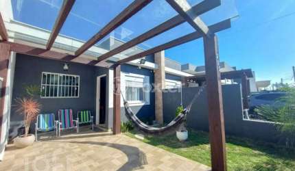 Casa com 2 quartos à venda na Avenida Cristóvão Colombo, 205, Zona Nova, Capão da Canoa, 75 m2 por R$ 470.000