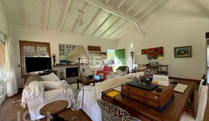 Casa com 4 quartos à venda na Servidão Joesi Guimarães da Silva, 20, São João do Rio Vermelho, Florianópolis, 300 m2 por R$ 2.660.000