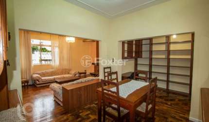 Casa com 3 quartos à venda na Rua Artigas, 214, Petrópolis, Porto Alegre, 312 m2 por R$ 954.000