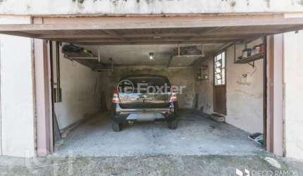 Casa com 4 quartos à venda na Rua Tobias Barreto, 369, Partenon, Porto Alegre, 190 m2 por R$ 585.000