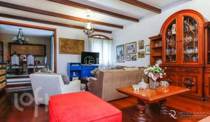 Casa com 4 quartos à venda na Rua Ney Messias, 50, Jardim do Salso, Porto Alegre, 230 m2 por R$ 820.000