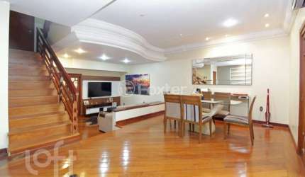 Casa com 4 quartos à venda na Rua Doutor João Dahne, 53, Sarandi, Porto Alegre, 316 m2 por R$ 930.000