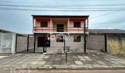 Casa com 3 quartos à venda na Rua Santa Tereza, 100, Olaria, Canoas, 180 m2 por R$ 375.000