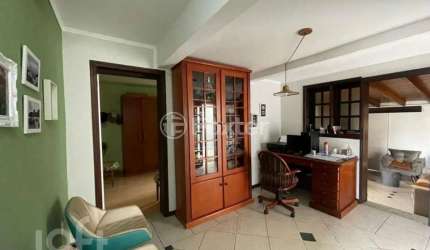 Casa com 3 quartos à venda na Rua Engenheiro José M. Vianna, 262, Centro, Gravataí, 215 m2 por R$ 850.000