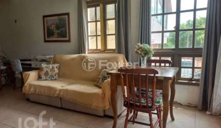 Casa com 3 quartos à venda na Rua Doutor Irineu Torres de Vasconcelos, 65, Vila João Pessoa, Porto Alegre, 200 m2 por R$ 690.000