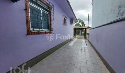 Casa com 3 quartos à venda na Rua Assis Brasil, 145, Nossa Senhora das Graças, Canoas, 241 m2 por R$ 556.000