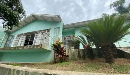 Casa com 3 quartos à venda na Rua Luiz de Camões, 719, Vila Nova, Novo Hamburgo, 212 m2 por R$ 480.000