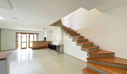 Casa com 3 quartos à venda na Rua Wilson Conceição Bona, 43, Hípica, Porto Alegre, 161 m2 por R$ 729.000