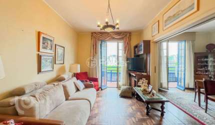 Apartamento com 4 quartos à venda na Rua Vinte e Quatro de Outubro, 820, Moinhos de Vento, Porto Alegre, 203 m2 por R$ 990.000