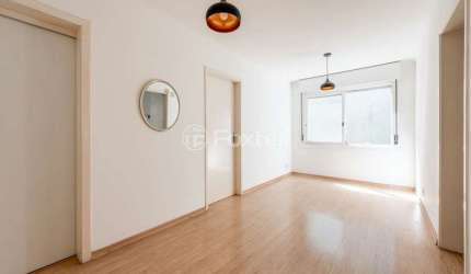 Apartamento com 1 quarto à venda na Travessa Universina Araújo Nunes, 72, Bom Jesus, Porto Alegre, 42 m2 por R$ 140.600