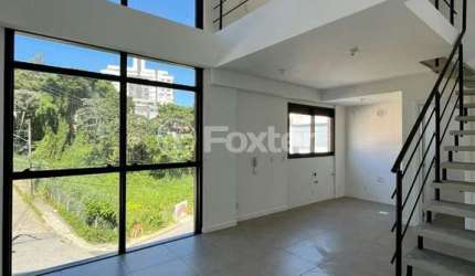 Apartamento com 1 quarto à venda na Rua Nilo Cordeiro Dutra, 120, Carvoeira, Florianópolis, 41 m2 por R$ 600.000