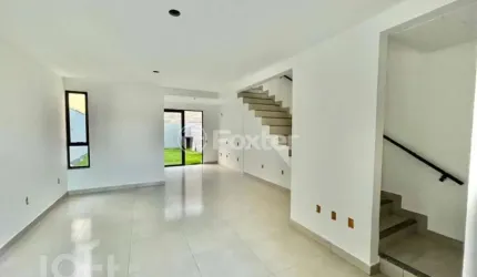 Casa com 3 quartos à venda na Rua Manoel Marques Júnior, 156, Serraria, São José, 103 m2 por R$ 650.000
