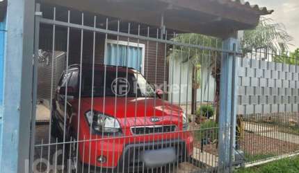 Casa com 2 quartos à venda na Rua Luan Jacoby, 88, Ponta Grossa, Porto Alegre, 90 m2 por R$ 215.000