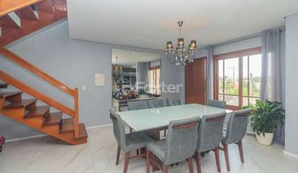 Casa com 3 quartos à venda na Rua Antonio Delapieve, 180, Mário Quintana, Porto Alegre, 172 m2 por R$ 799.000