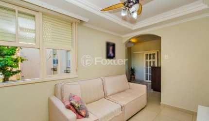Apartamento com 3 quartos à venda na Rua Moyses Antunes da Cunha, 105, Santo Antônio, Porto Alegre, 60 m2 por R$ 260.000