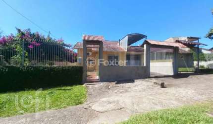 Casa com 3 quartos à venda na Rua Comendador Eduardo Secco, 36, Jardim Carvalho, Porto Alegre, 80 m2 por R$ 480.000