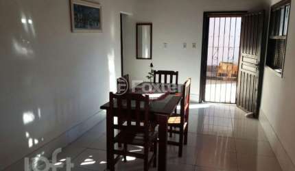 Casa com 3 quartos à venda na Rua São Leopoldo, 100, Vila Jardim, Porto Alegre, 198 m2 por R$ 499.900