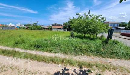 Casa com 1 quarto à venda na Rua Amilton Rubens Schmidt, 242, Barra do Aririú, Palhoça, 61 m2 por R$ 470.000