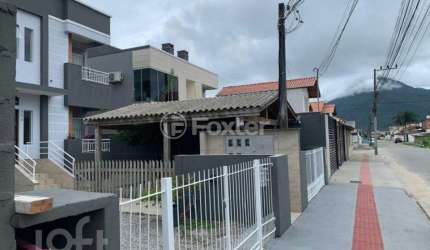Apartamento com 2 quartos à venda na Rua Olávio de Biase, 464, Barra do Aririú, Palhoça, 67 m2 por R$ 276.000
