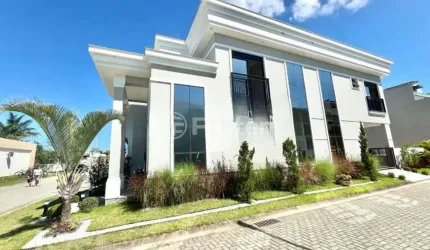 Casa em condomínio fechado com 3 quartos à venda na Avenida Wilson Castelo Branco, 184, Beira Rio, Biguaçu, 165 m2 por R$ 1.399.000