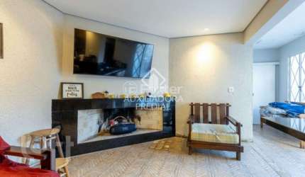 Casa com 3 quartos à venda na Rua Onze de Agosto, 110, São João, Porto Alegre, 195 m2 por R$ 1.190.000