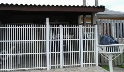 Casa com 2 quartos à venda na Rua Carlos Wilson Schröder, 42, Hípica, Porto Alegre, 90 m2 por R$ 212.000