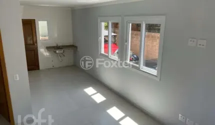 Casa com 2 quartos à venda na Rua Santa Terezinha, 1011, Centro, Canela, 64 m2 por R$ 550.000