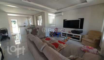 Casa com 3 quartos à venda na Rua Walbug Scheffel, 72, Hamburgo Velho, Novo Hamburgo, 158 m2 por R$ 500.000