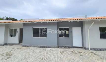 Casa em condomínio fechado com 2 quartos à venda na Rua Minuano, 844, Viamópolis, Viamão, 47 m2 por R$ 190.000