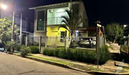 Casa com 3 quartos à venda na Rua Ernesto Che Guevara, 115, Vila Bom Princípio, Cachoeirinha, 195 m2 por R$ 990.500