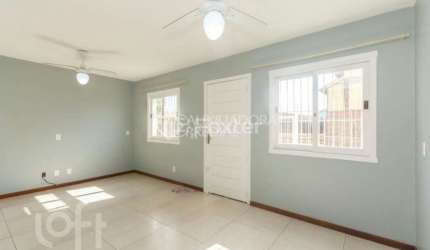 Casa com 3 quartos à venda na Rua Professora Ziláh Totta, 615, Jardim Leopoldina, Porto Alegre, 137 m2 por R$ 449.000