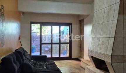 Casa com 3 quartos à venda na Rua Doutor Affonso Sanmartin, 449, Jardim do Salso, Porto Alegre, 150 m2 por R$ 380.000