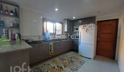 Casa com 3 quartos à venda na Rua Caravelas, 117, Nossa Senhora das Graças, Canoas, 250 m2 por R$ 1.063.000