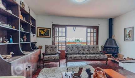 Casa com 3 quartos à venda na Rua General Jonathas Borges Fortes, 651, Glória, Porto Alegre, 300 m2 por R$ 630.000