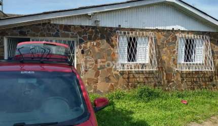 Casa com 2 quartos à venda na Rua Cordeiro de Farias, 70, COHAB C, Gravataí, 300 m2 por R$ 235.000
