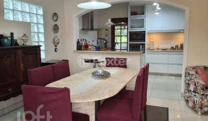 Casa com 5 quartos à venda na Rua Mar Del Plata, 970, Barreiros, São José, 242 m2 por R$ 980.000