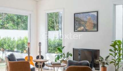 Casa em condomínio fechado com 3 quartos à venda na Rua Doutor Ney de Castilhos Ferreira, 300, Pedra Redonda, Porto Alegre, 382 m2 por R$ 2.300.000
