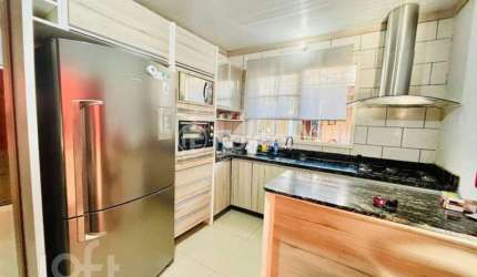 Casa com 2 quartos à venda na Rua Andrômeda, 87, Estância Velha, Canoas, 70 m2 por R$ 690.000