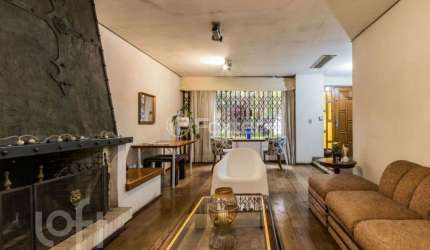 Casa com 3 quartos à venda na Rua Quintino Bocaiúva, 400, Rio Branco, Porto Alegre, 271 m2 por R$ 2.500.000