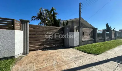 Casa com 4 quartos à venda na Rua Uruguai, 593, Zona Norte, Capão da Canoa, 340 m2 por R$ 2.130.000