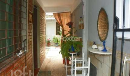 Casa com 3 quartos à venda na Avenida Monte Cristo, 515, Vila Nova, Porto Alegre, 330 m2 por R$ 1.290.000