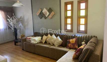 Casa com 3 quartos à venda na Rua Bandeirantes, 58, Liberdade, Esteio, 120 m2 por R$ 509.000