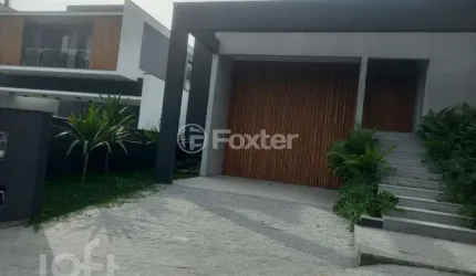 Casa com 3 quartos à venda na Rua dos Rouxinóis, 96, Pedra Branca, Palhoça, 240 m2 por R$ 2.300.000