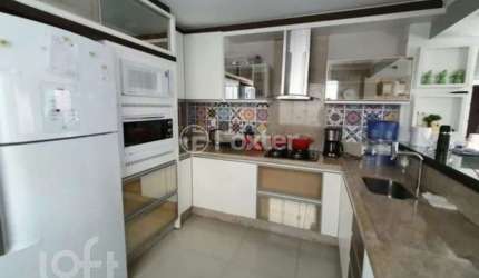 Casa com 4 quartos à venda na Rua Orlando Linhares, 127, Coloninha, Florianópolis, 170 m2 por R$ 1.643.000