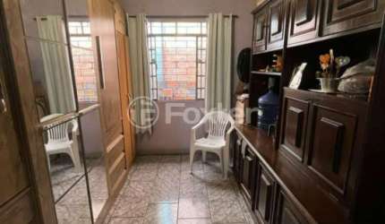 Casa com 3 quartos à venda na Avenida Presidente Kennedy, 124, Marrocos, Gravataí, 65 m2 por R$ 480.000